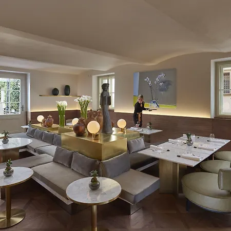 Mandarin Oriental, Szálloda Prága