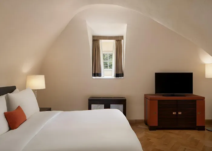 Mandarin Oriental, Hotel Praga