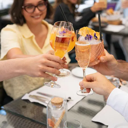 Mandarin Oriental, Szálloda 5*
