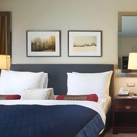 Mandarin Oriental, Szálloda 5*
