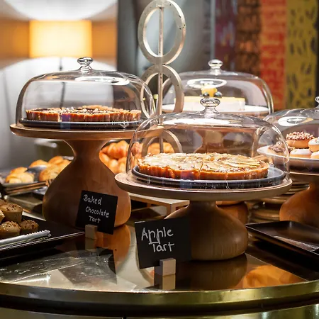 ماندارين أورينتال،